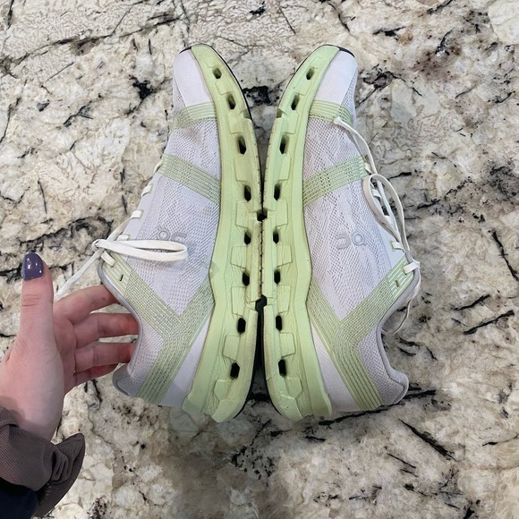 On Running On Cloudgo Frost Hay White‎ Green Shoes - Picture 6 of 8